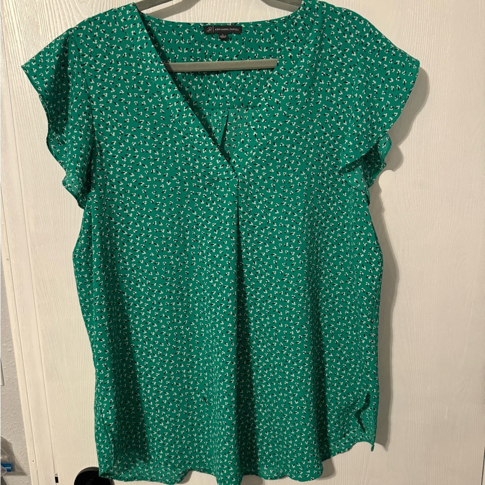 Green floral short sleeved business casual blouse